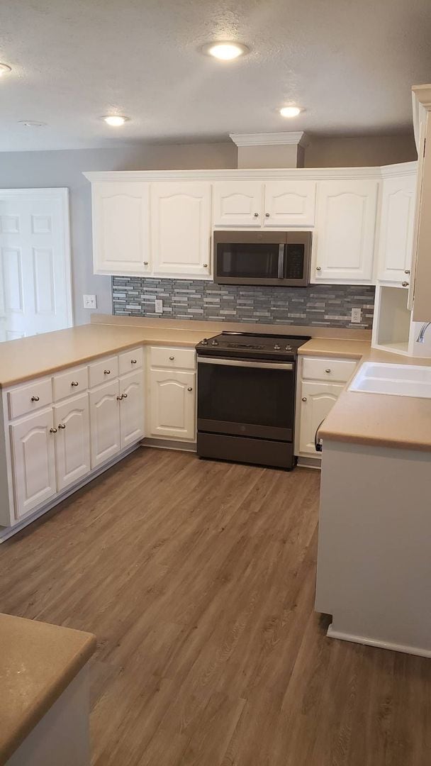 Photo - Large 3Bed/2Ba Brick Home in a Quiet Neighborhood Near Downtown!