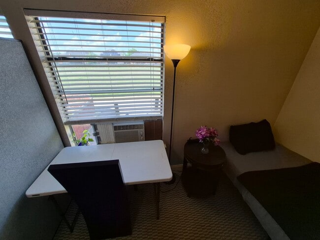 Photo - 5611 Aberdeen Dr