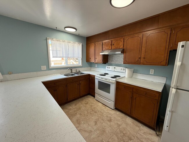 Photo - 490 5th Ave