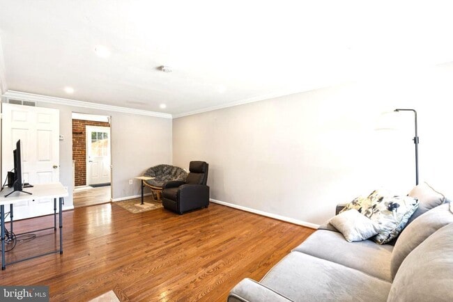 Photo - 32 Dorrell Ct