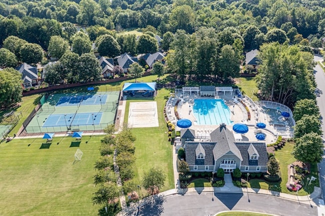 Photo - 16211 Kelly Park Cir