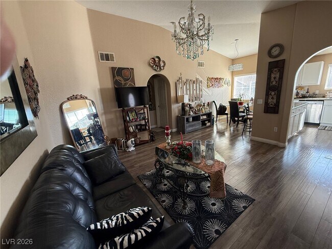 Photo - 401 Amber Pine St Unidad 202