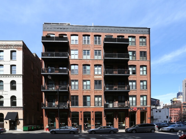 Photo - Pfister Bldg