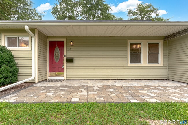 56 Greenfield Dr