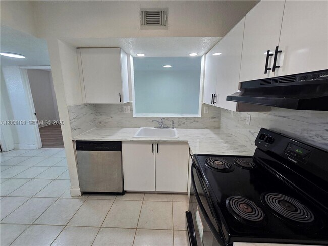 Photo - 12555 NW 11th Way Unit 103