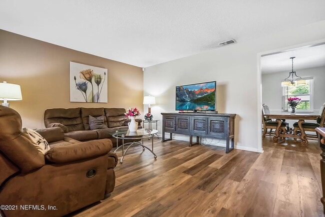 Photo - 4872 Lofty Pines Cir W