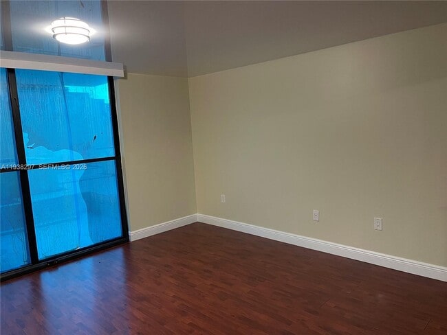 Photo - 210 174th St Unit 305