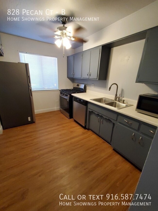 Photo - 828 Pecan Ct Unit B