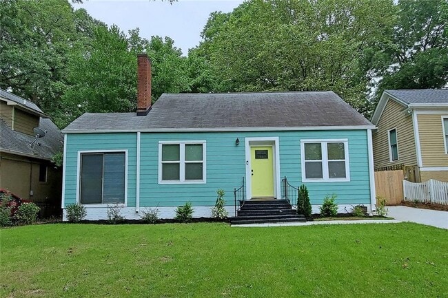 2039 Ridgedale Rd NE