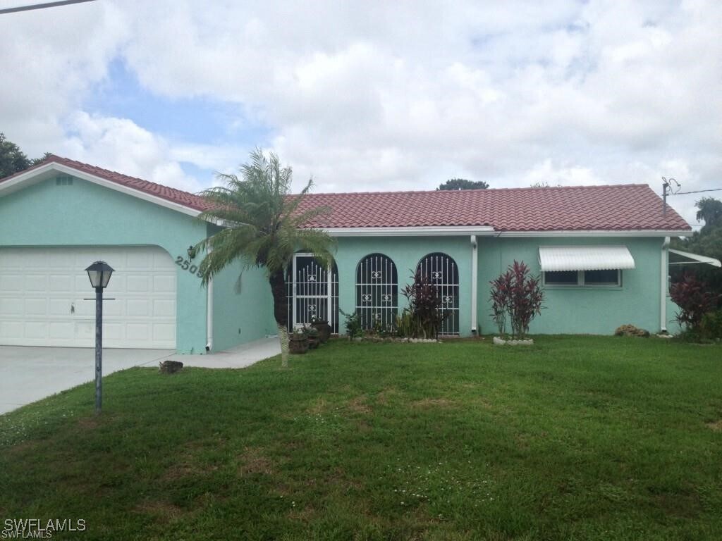 Photo - 2505 Lakeview Dr House