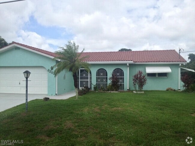 Building Photo - 2505 Lakeview Dr Rental
