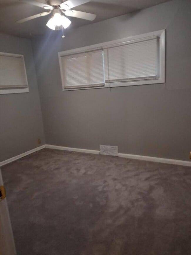 Photo - 11228 Eastern Ave