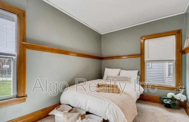 Photo - 3935 Fremont Ave N