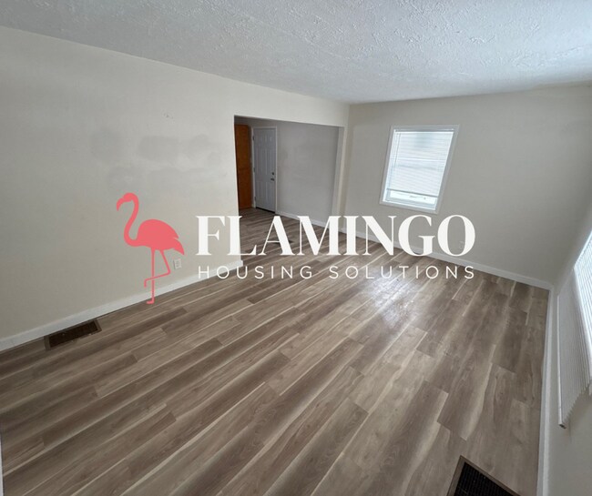 Photo - 2031 Suman Ave