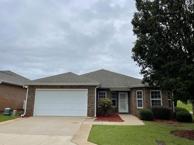 200 S Houston Springs - 200 S Houston Springs