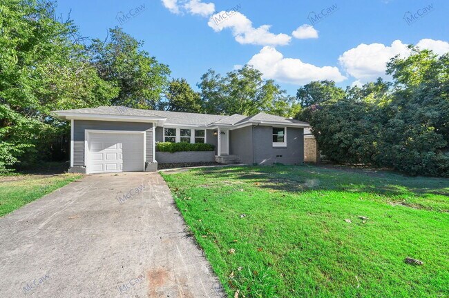 Photo - 2517 Tisinger Ave