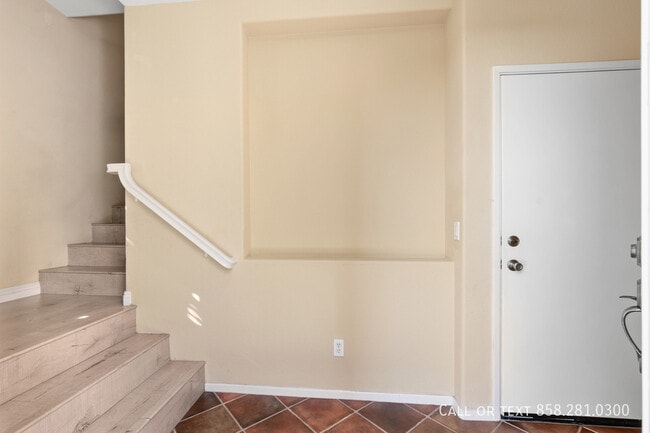 Photo - 1226 Elfin Forest Rd W