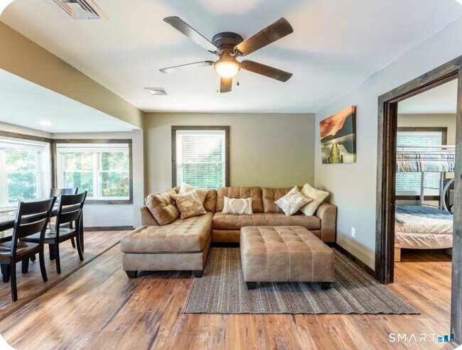 37 Sheldon Cir