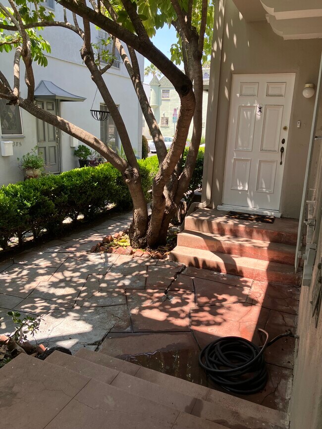 Photo - 442 N Spaulding Ave Unidad 442