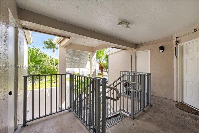 Photo - 6720 NW 174th Terrace Unit F-18