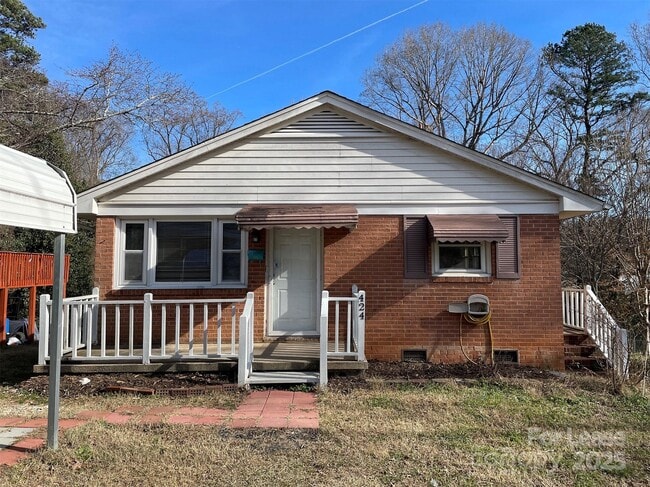 Building Photo - 424 E Walnut Ave Rental