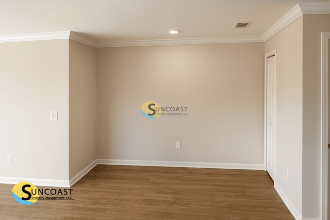 Photo - 5669 George Ct Unidad 102