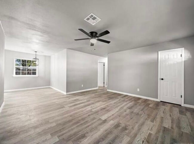 Photo - Beautiful Renovated 3 Bedroom Ready Late May