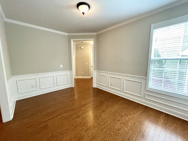 Photo - 3 bed, 2.5 bath Nest with Bonus Room in An...
