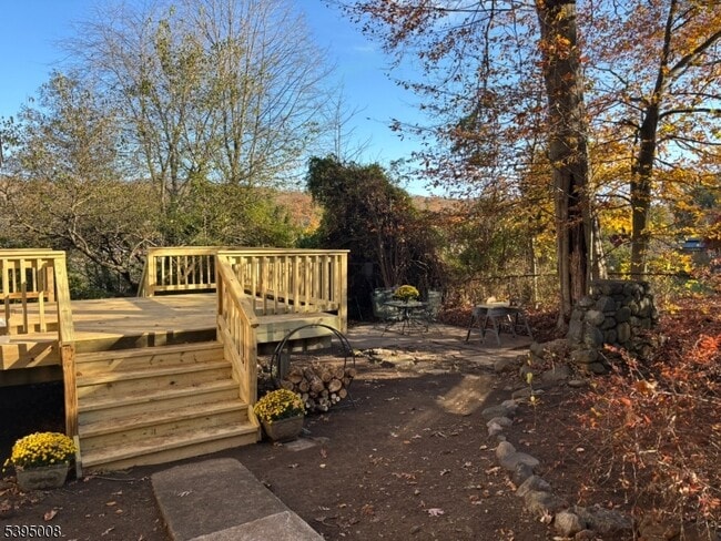 Photo - 251 Cupsaw Dr