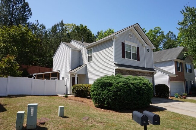 Photo - Rare 3 bed 2.5 located in the Etowah School District