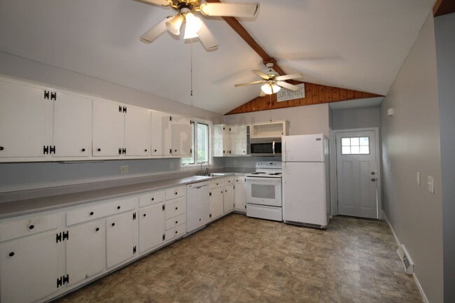 Photo - 15 Redden St