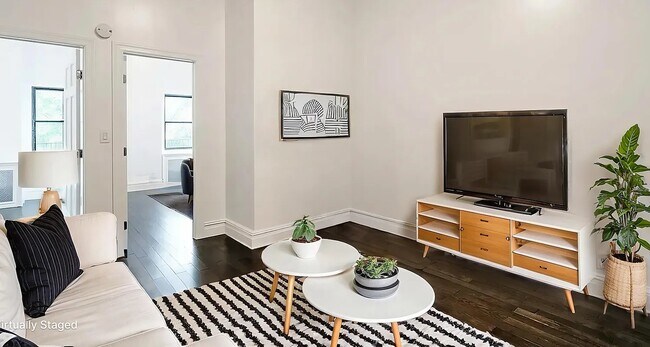 Photo - 11 Abingdon Square Unit 1F