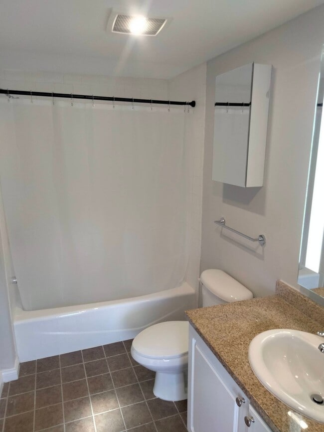 Photo - 52 Imlay St Unit 3b