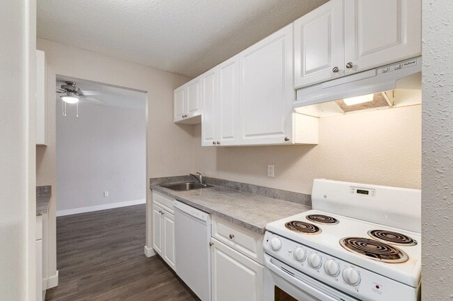 Photo - Wyldewood Estates