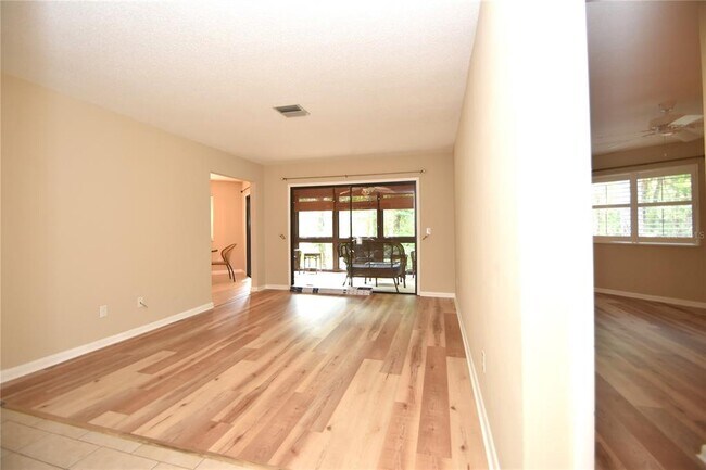 Photo - 6 Broadmore Cir Unit 6