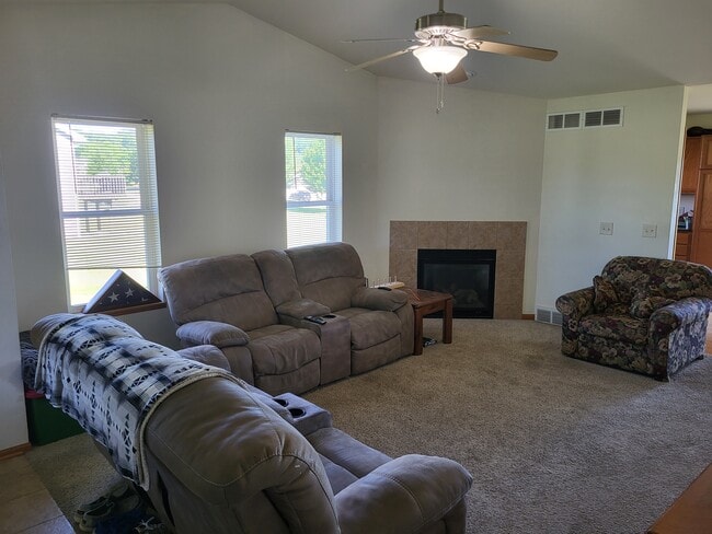 Photo - 708 Ellie Rae Dr