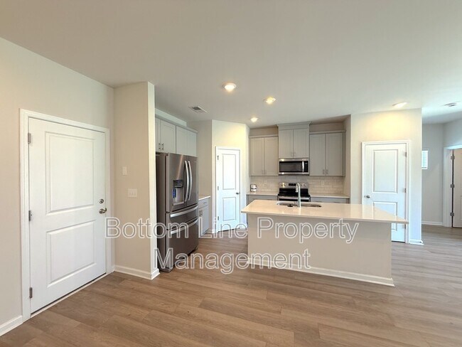 Photo - 1066 Plumcrest Dr