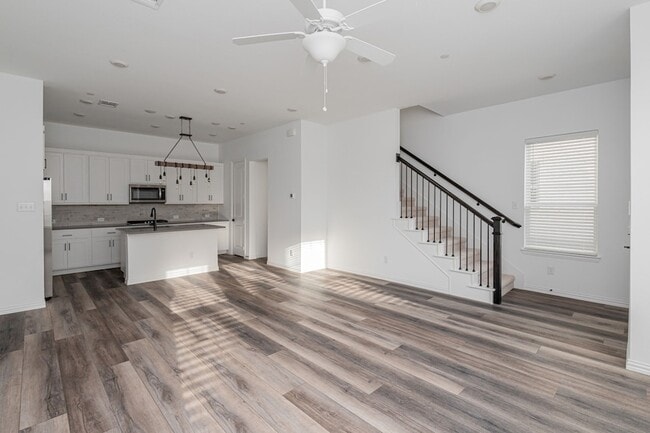 2227 Adena Spgs Dr