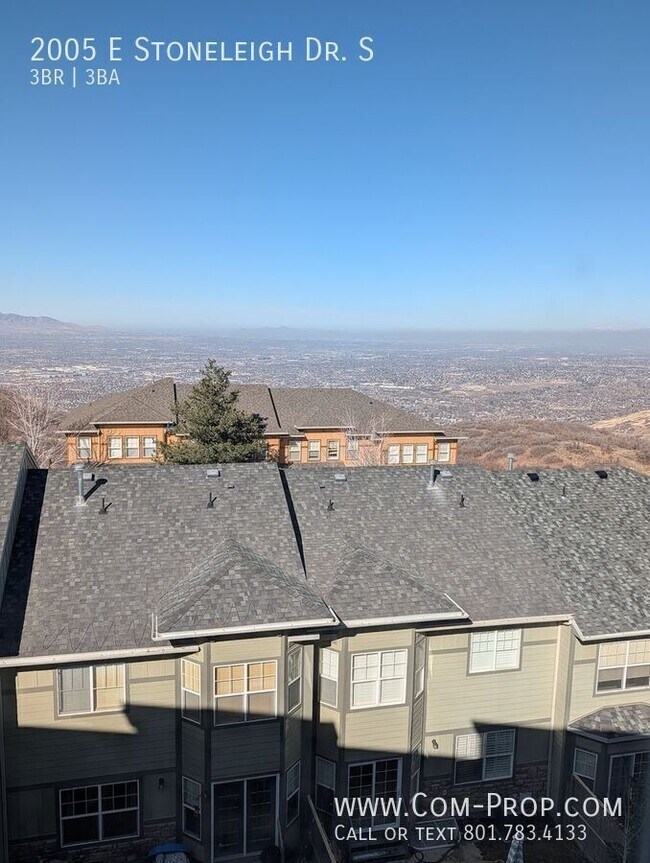 Photo - 2005 Stoneleigh Dr S