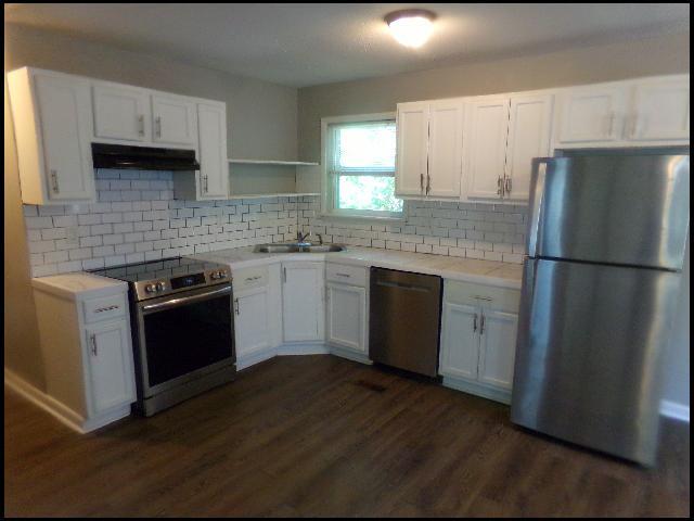 Photo - 7410 Valley Dr