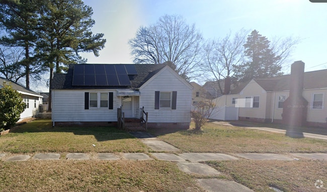 Building Photo - 2730 Vimy Ridge Ave Rental