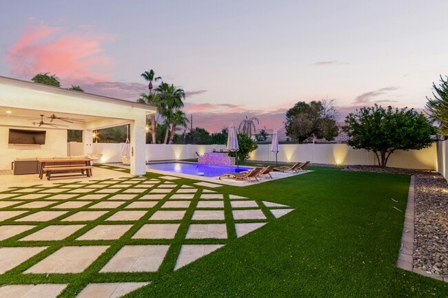 Photo - 1543 E Park Ave