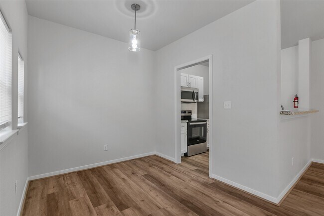 Photo - 4313 Harrisburg Blvd Unidad 7