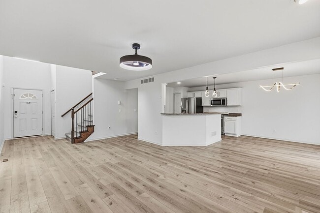 Photo - 6650 Chandler Dr