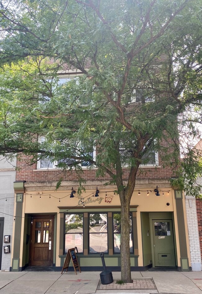 Photo - 4530 N Lincoln Ave Unit 201