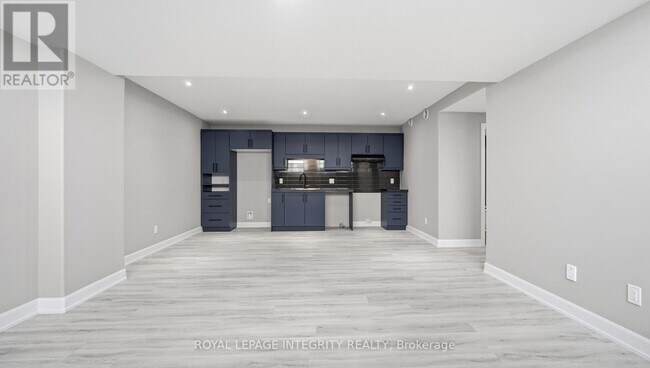 Photo - 1232 Montblanc Cres