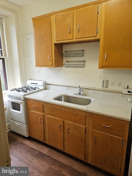 Photo - 113 W Beechtree Ln