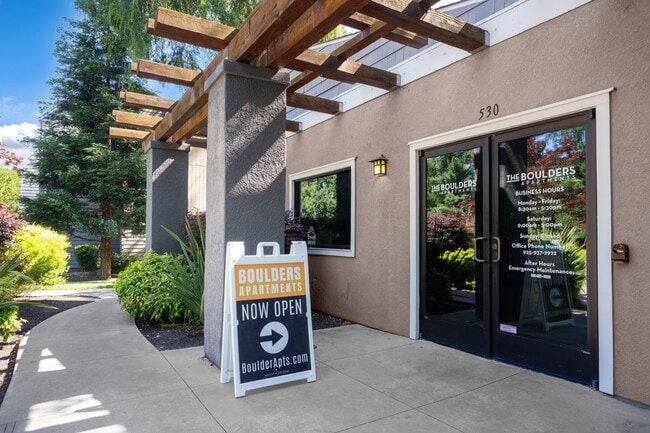 Photo - The Boulders