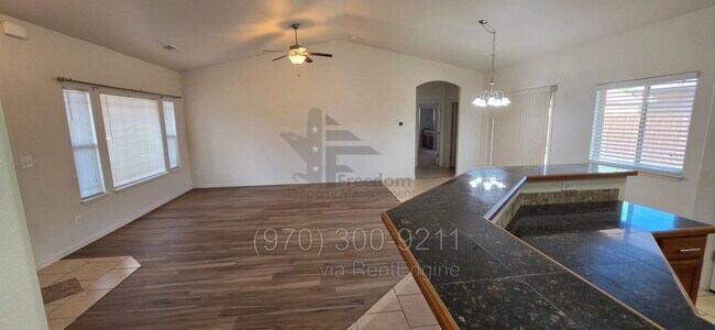 1187 Cherrywood Ave