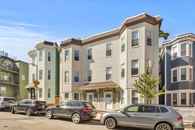 Photo - 39 I St Unidad 1